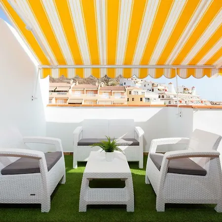 Dos Terrazas: ático En Complejo Residencial * Playa de las Américas