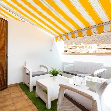 Apartamento Dos Terrazas: ático En Complejo Residencial Playa de las Américas